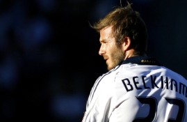 多米体育官方下载-巴特勒迎来十二赛季高光表现，塞尔维亚队球迷沸腾！